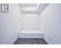 709 - 1080 Bay Street, Toronto, ON M5S0A5 Photo 18