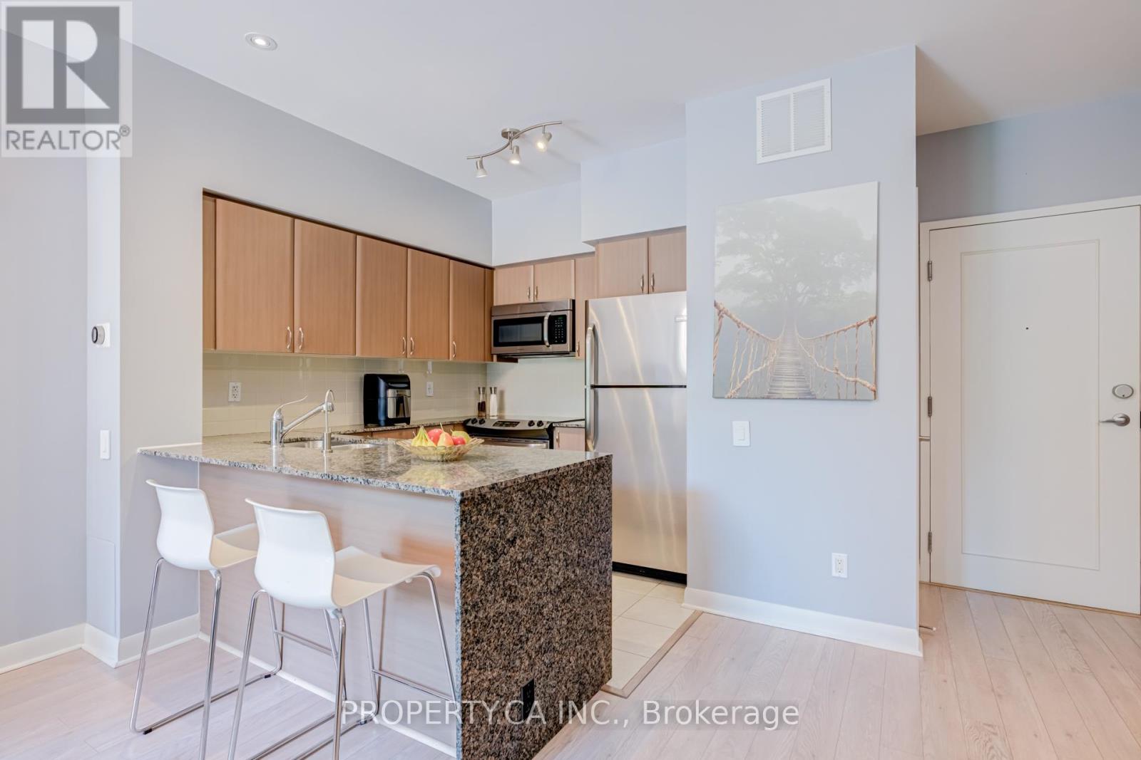 #118 525 WILSON AVENUE - 1