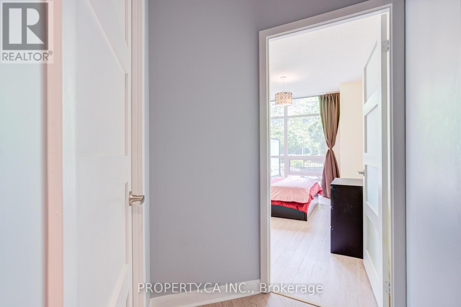 #118 525 WILSON AVENUE - 16