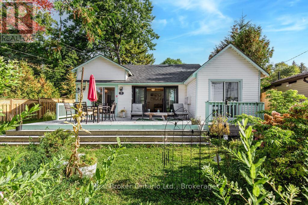 7 OLIVER DRIVE