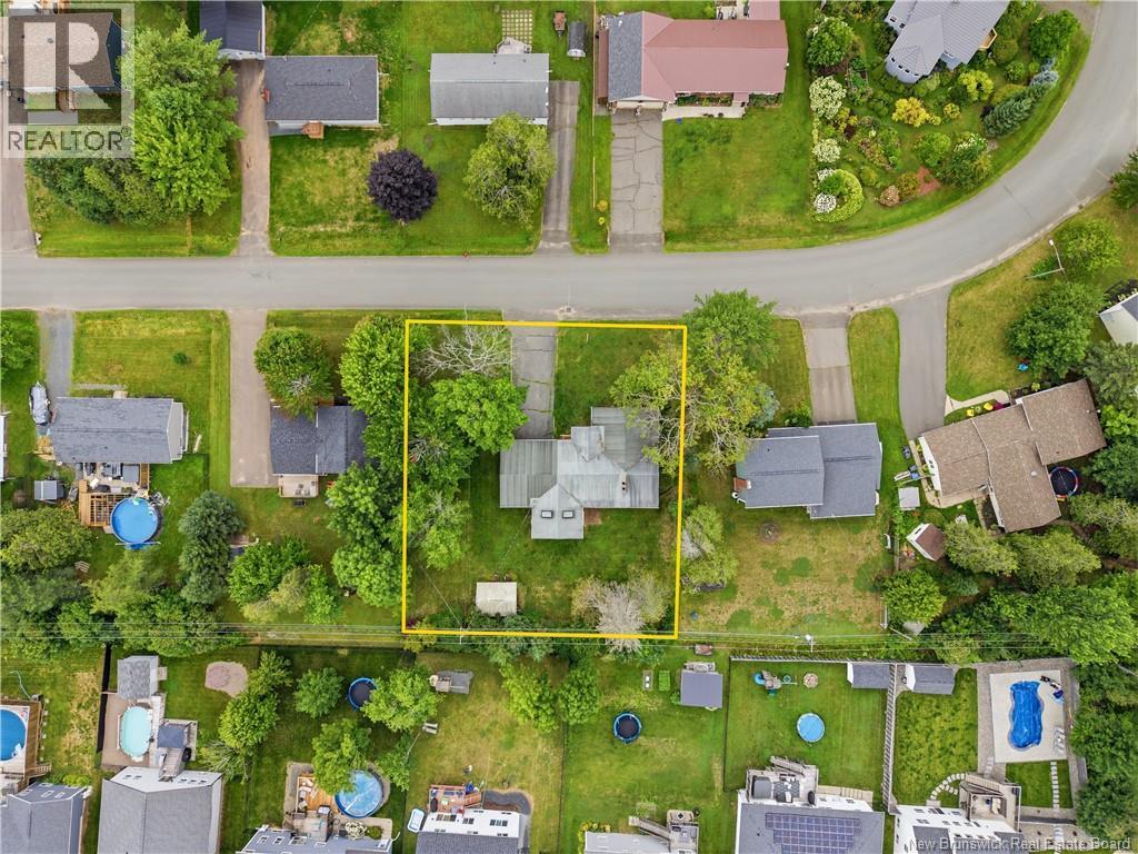 121 Phillips Drive - 50