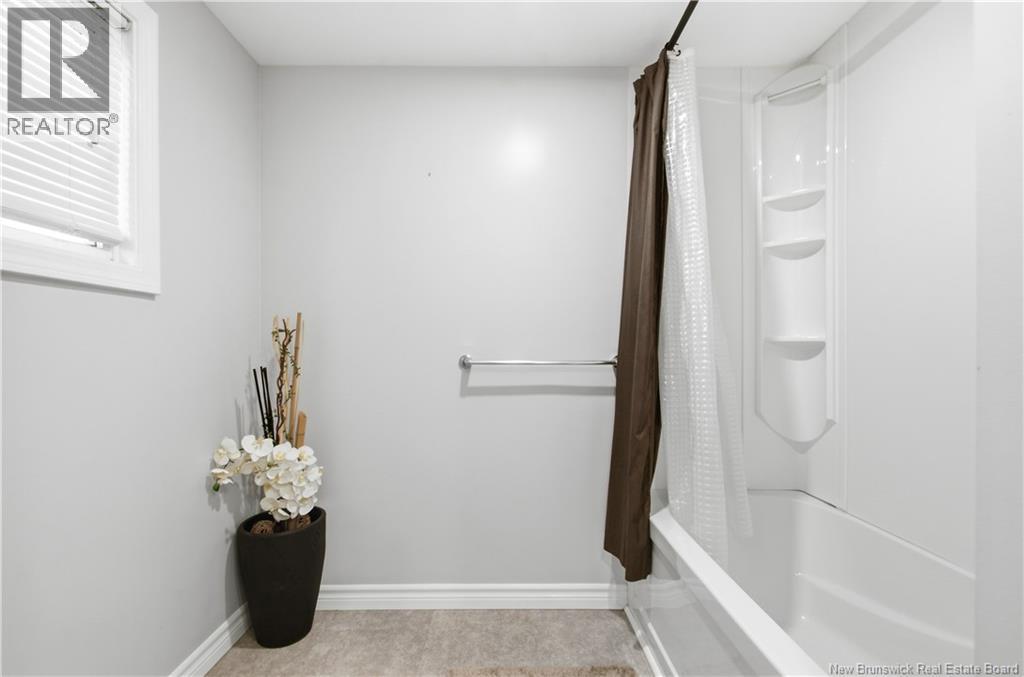 121 Phillips Drive - 26