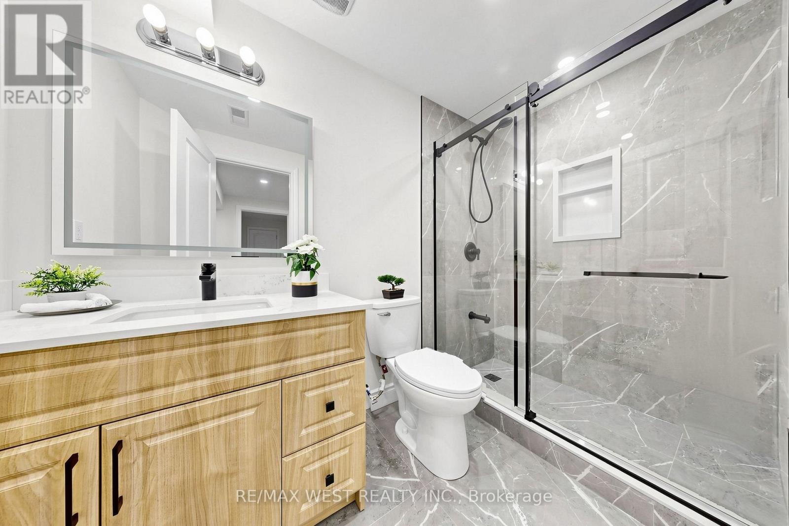 15 KINLOSS STREET - Image 38
