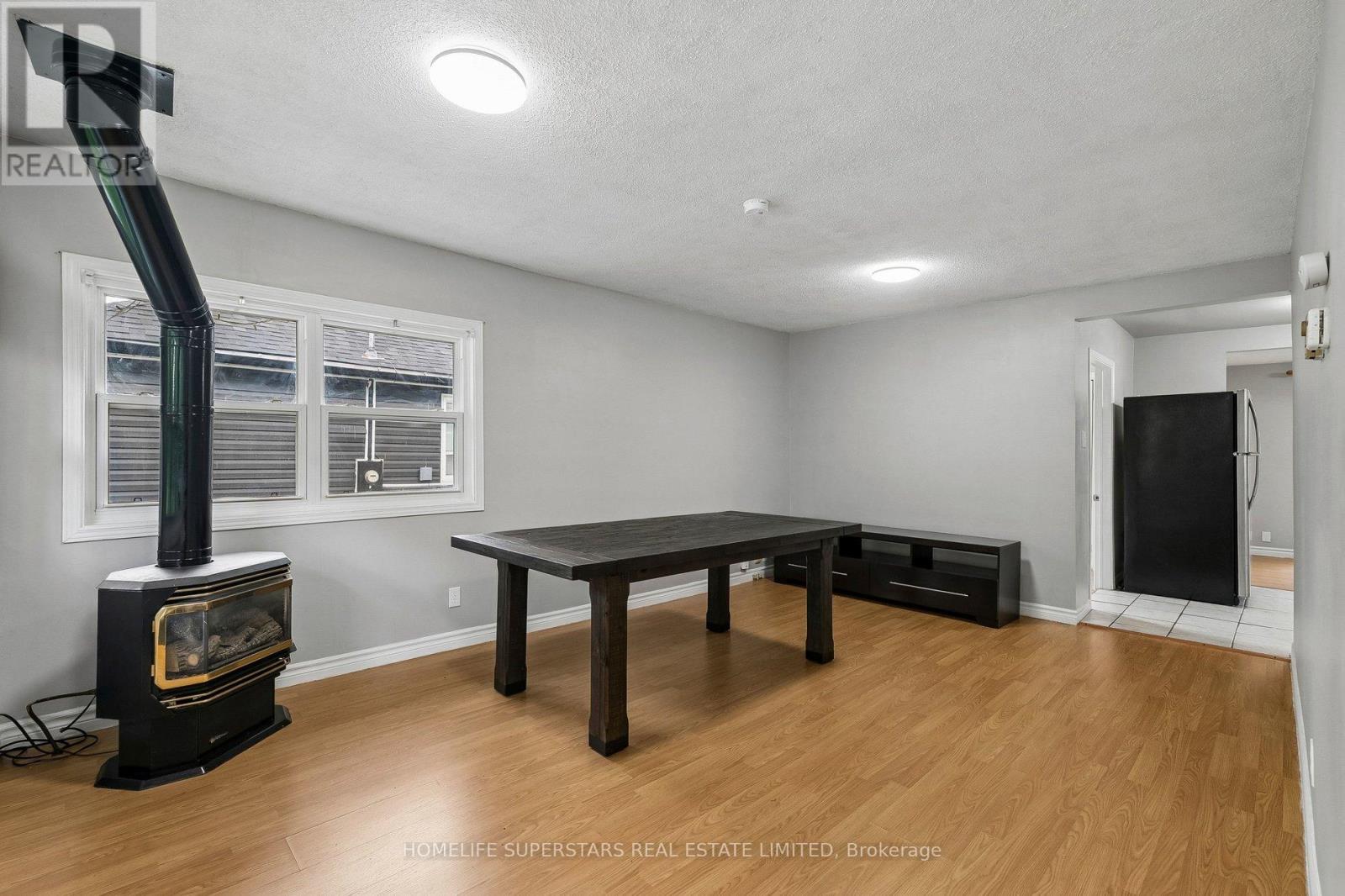 139 COOKS BAY DRIVE - 5