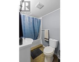 6 Riverview Avenue thumbnail 21