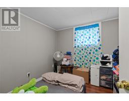 6 Riverview Avenue thumbnail 25