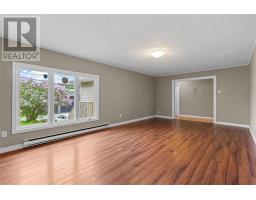 6 Riverview Avenue thumbnail 6