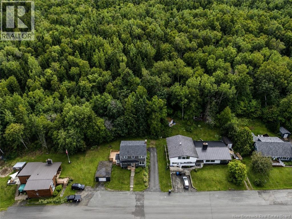 512 Riverview Street - Image 21
