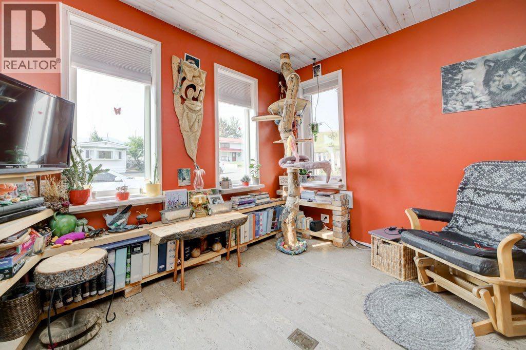 8137 19 Avenue - Image 10