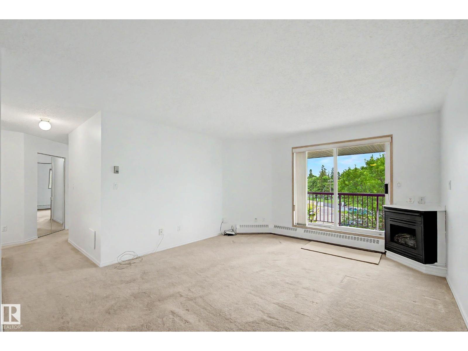 #452 10520 120 NW - 15