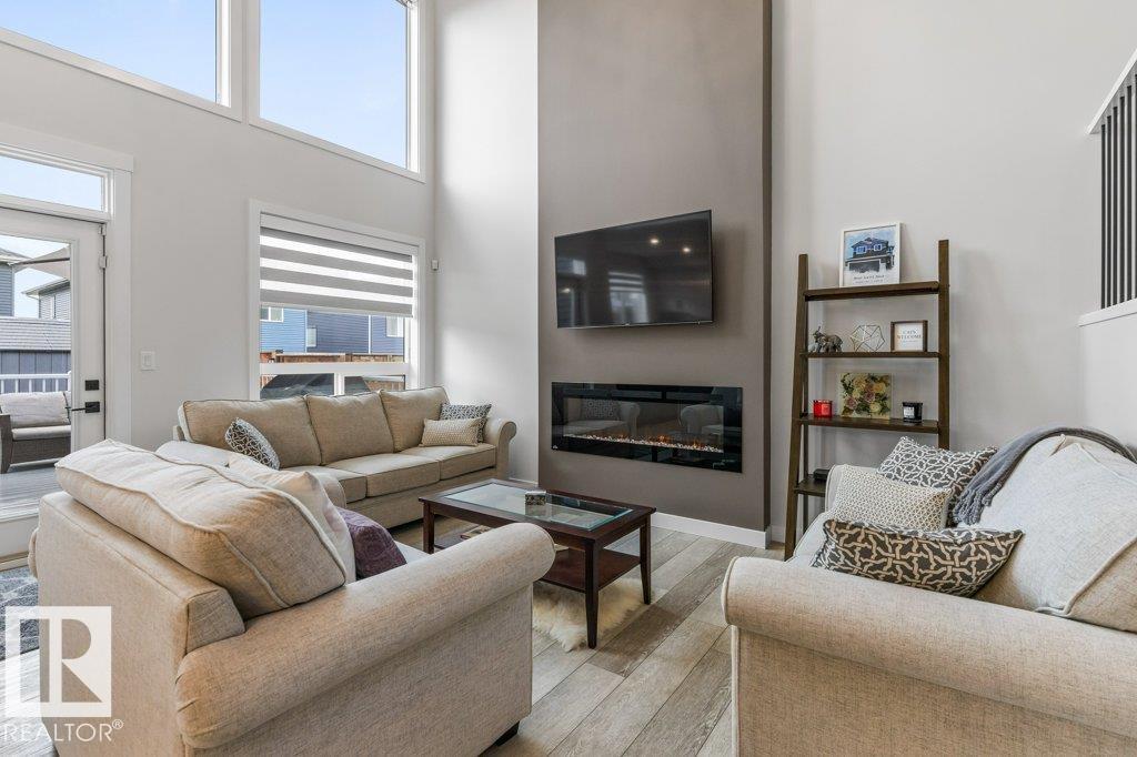 79 ROYAL ST - Image 10