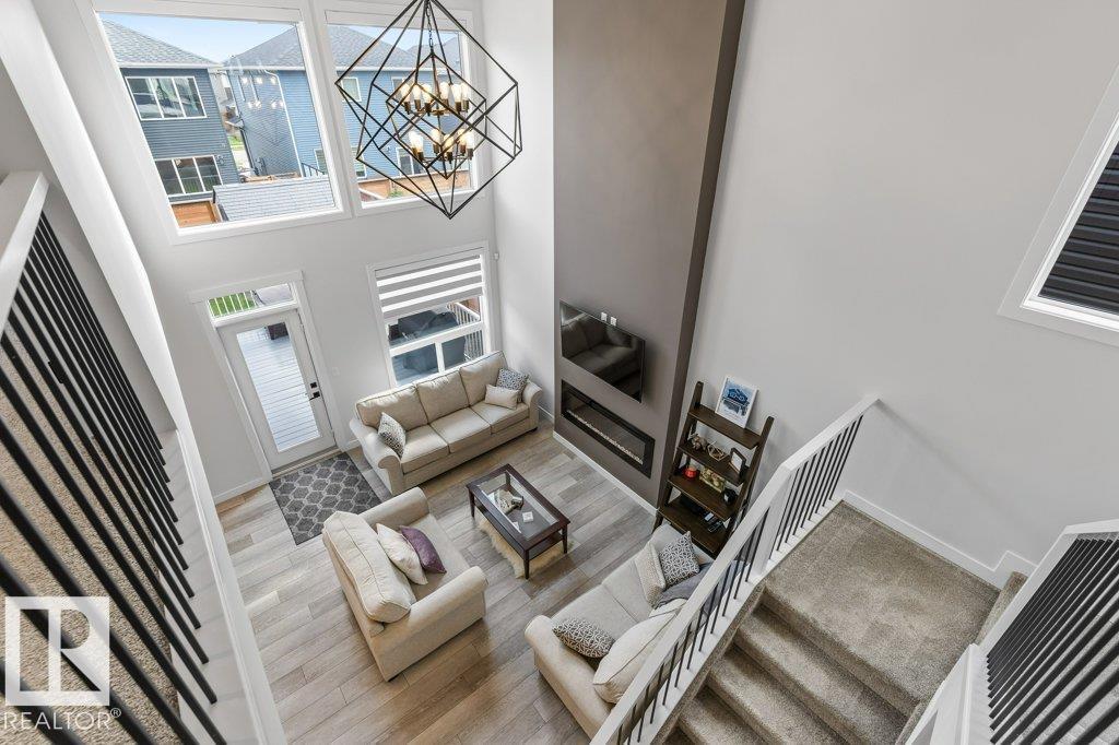 79 ROYAL ST - 26
