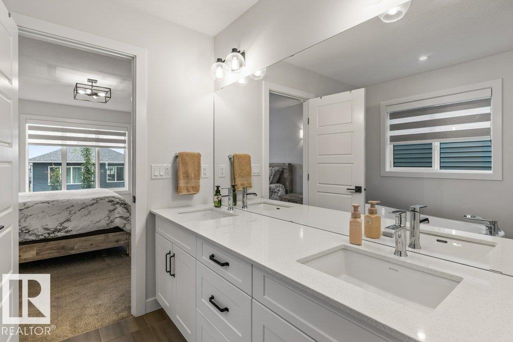79 ROYAL ST - Image 41