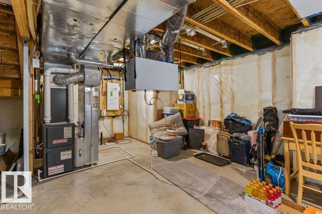 79 ROYAL ST - 44