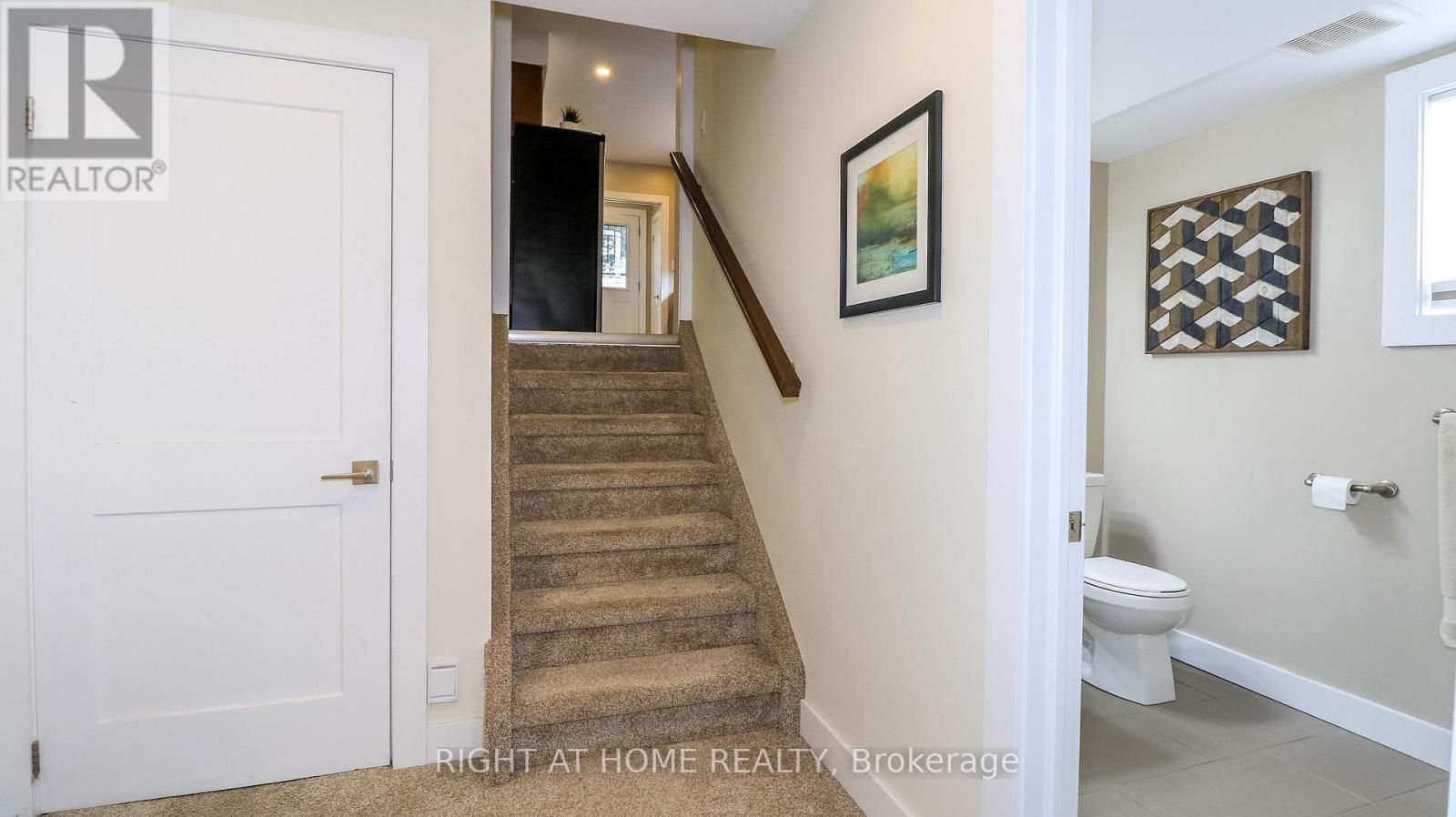 15 HIGHVIEW ROAD - 14