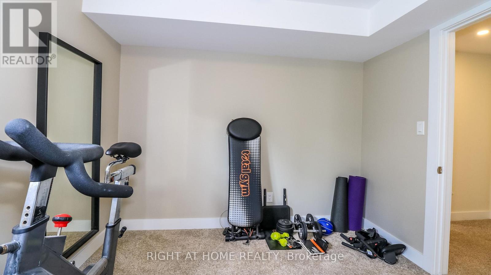 15 HIGHVIEW ROAD - 19