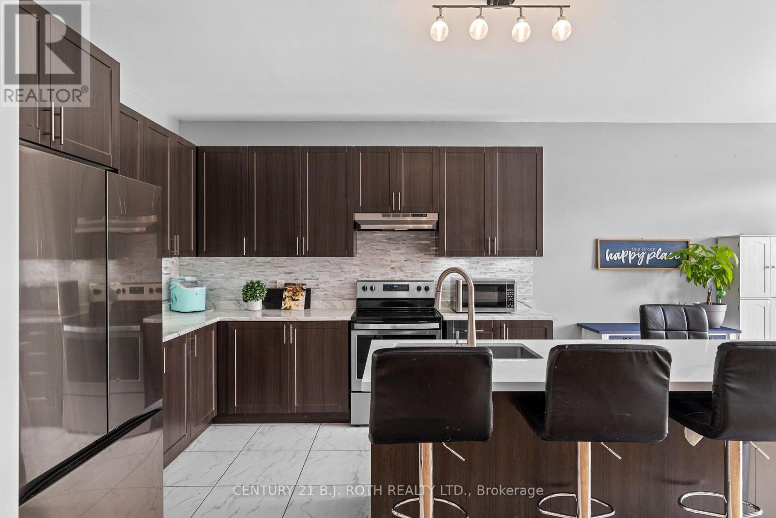 211 ROY DRIVE - 9