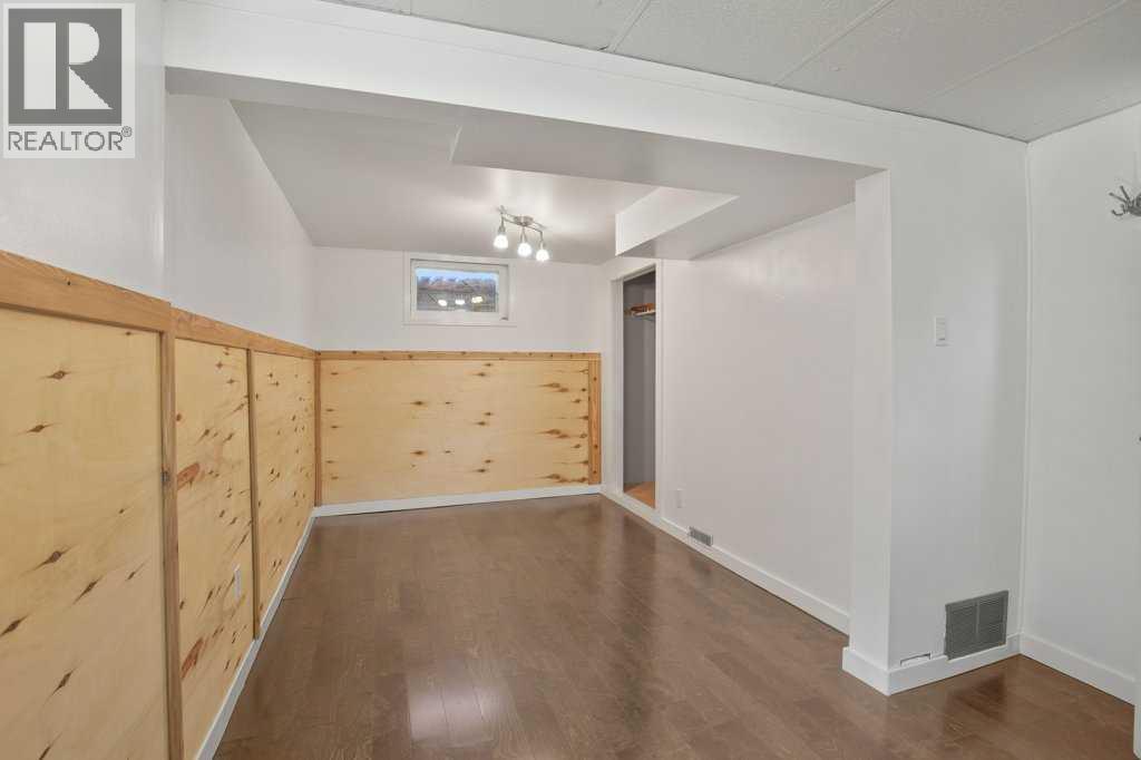5330 42A Avenue - 19