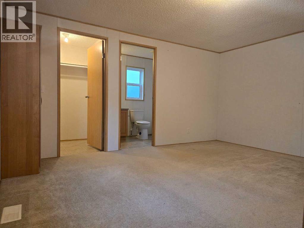 302, 72133 Range Road 11 - 6