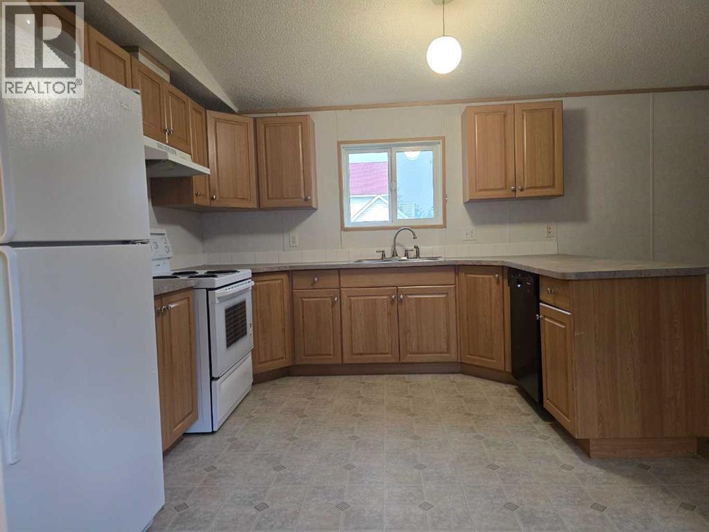 302, 72133 Range Road 11 - 2