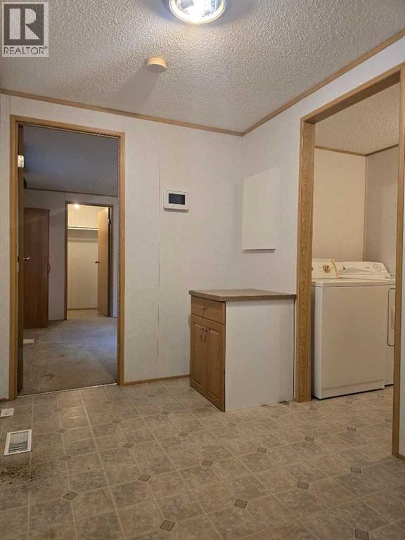 302, 72133 Range Road 11 - Image 9