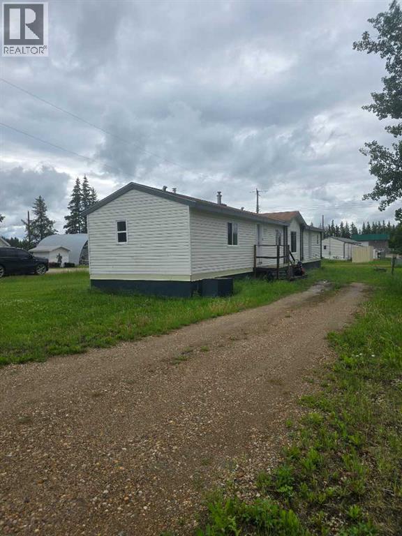 302, 72133 Range Road 11 - 1