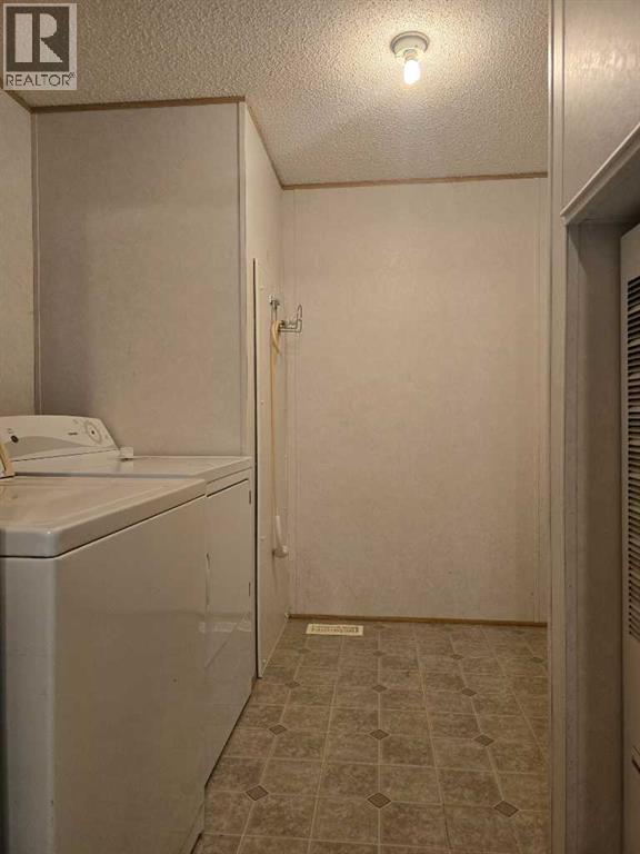 302, 72133 Range Road 11 - Image 10