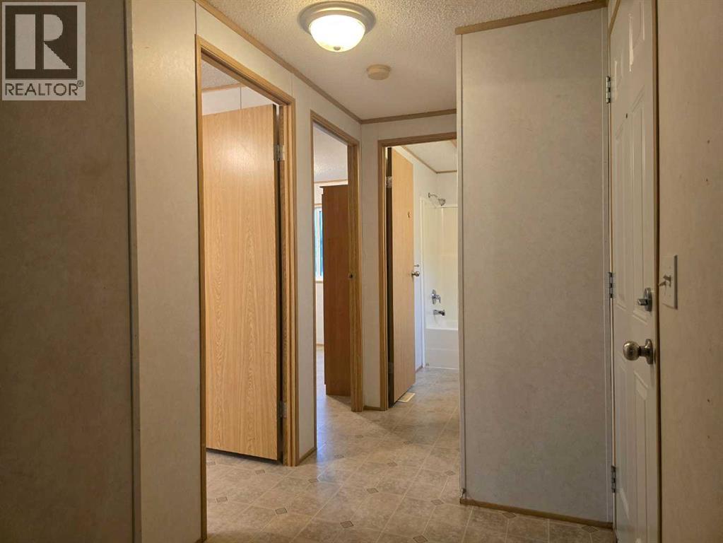 302, 72133 Range Road 11 - Image 11
