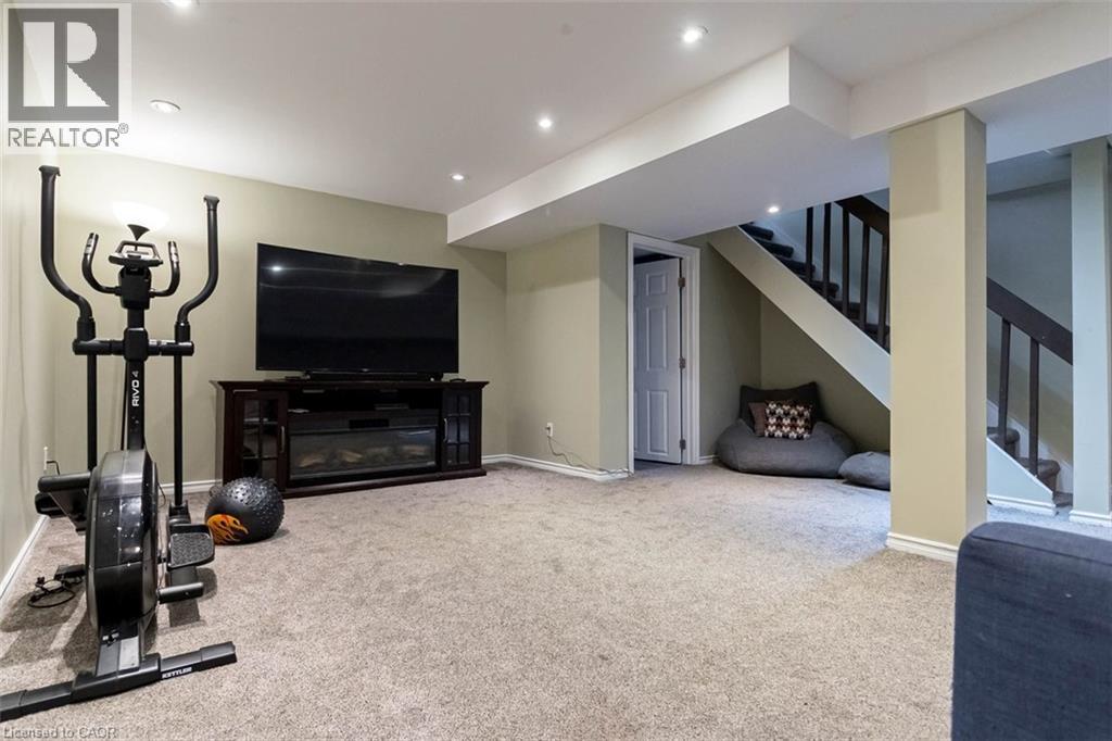 111 LARCH Street - 37