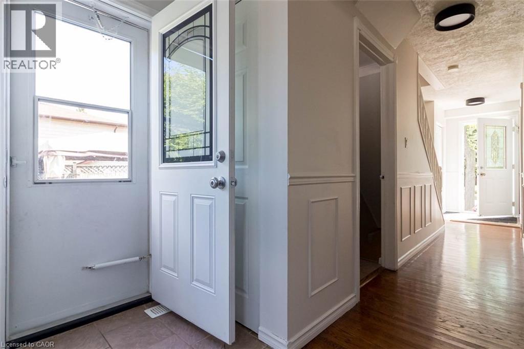 111 LARCH Street - 18