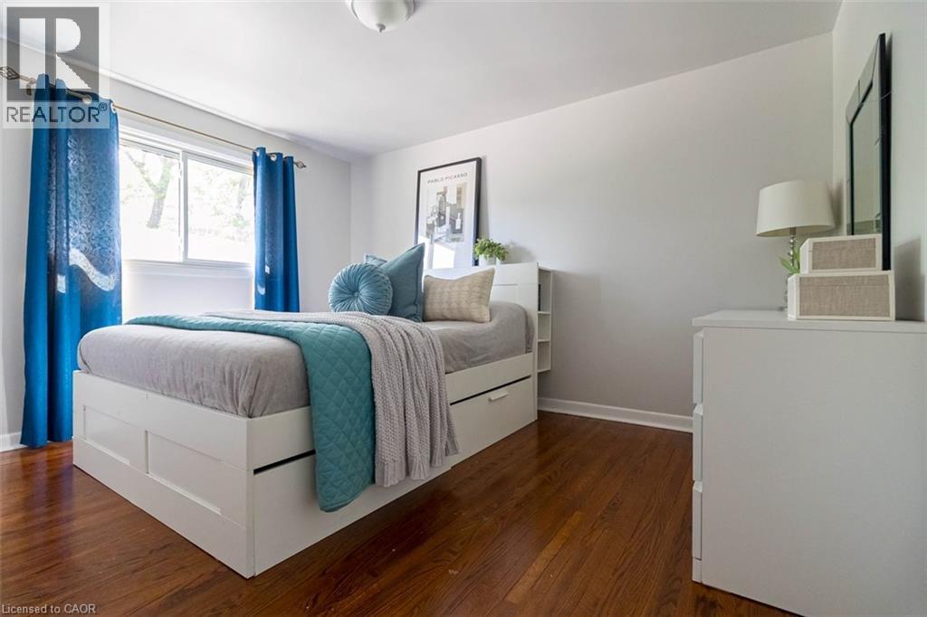 111 LARCH Street - Image 29