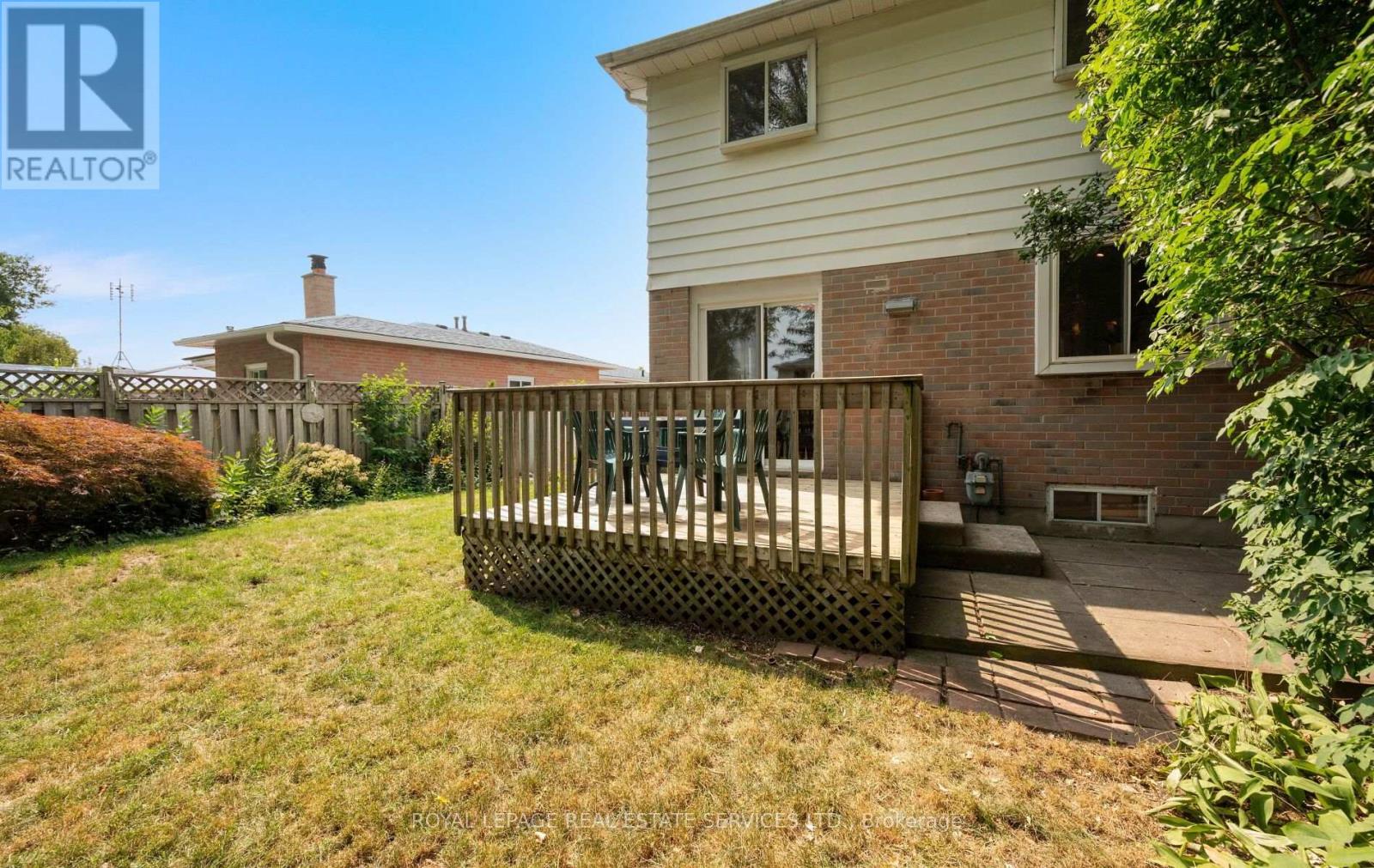20 GLENGROVE COURT - 46