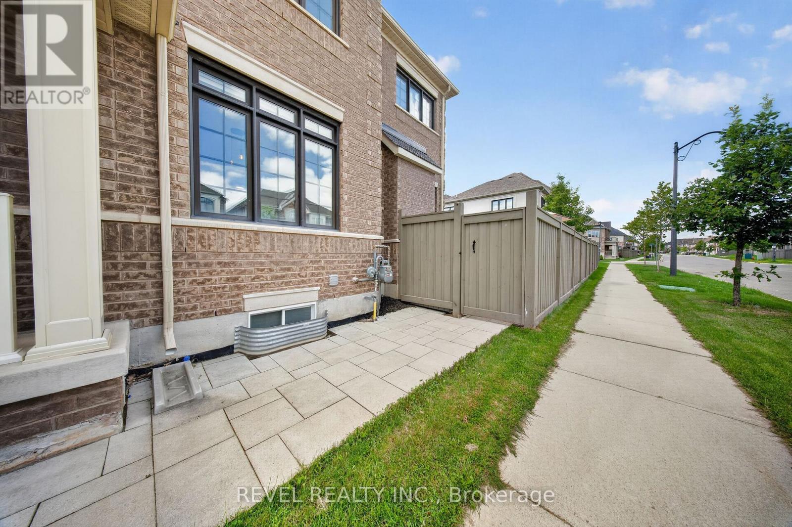 455 RAMSEY PLACE - Image 39
