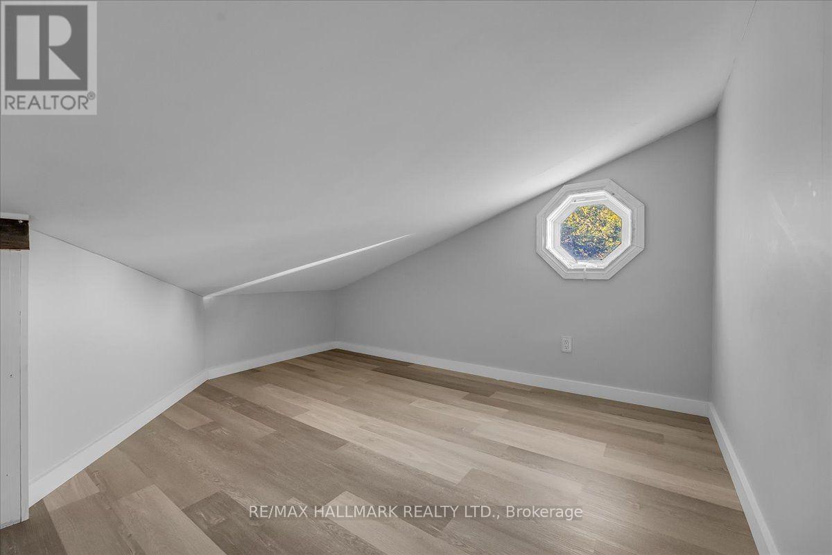 1286 NAPIER CRESCENT - Image 27