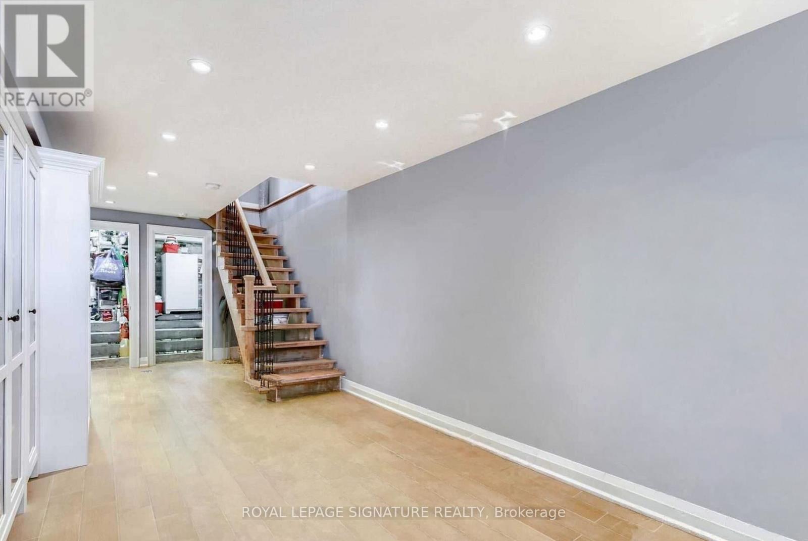 23 ABBS STREET - 14