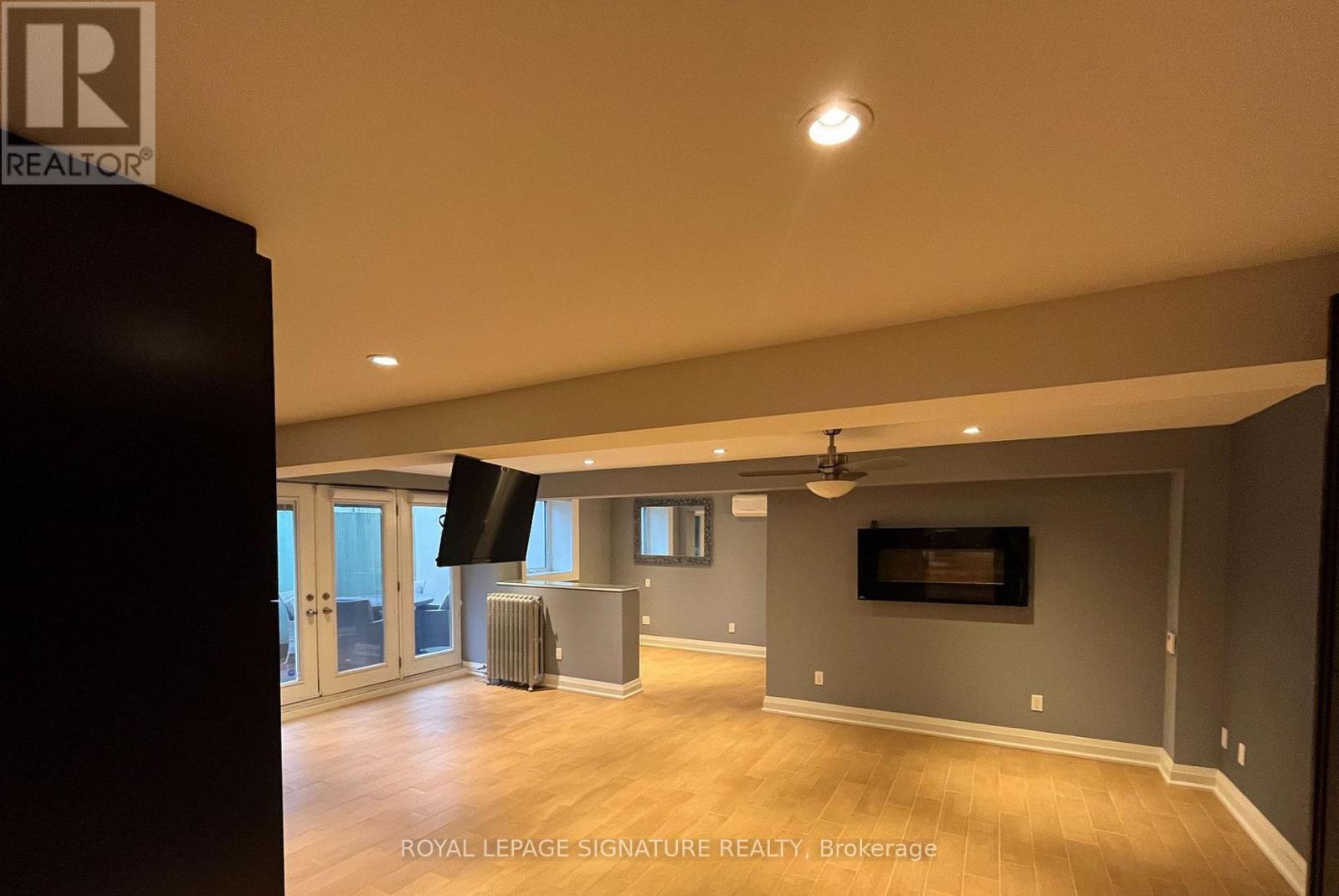 23 ABBS STREET - 21