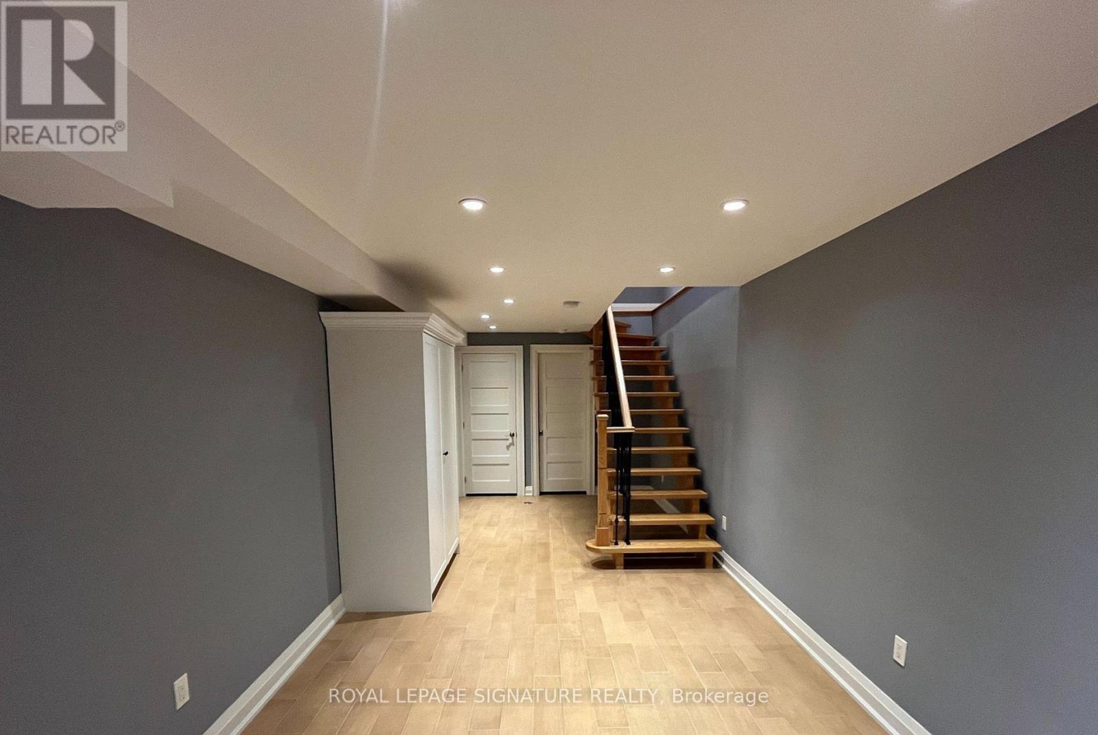 23 ABBS STREET - 32