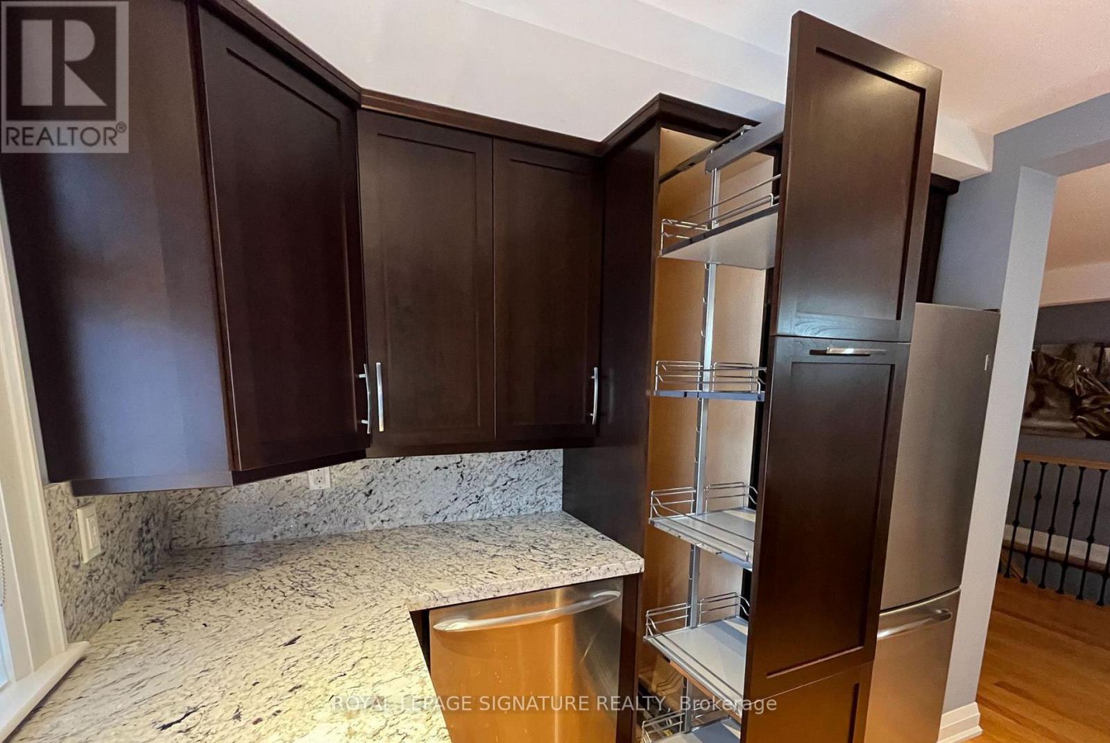 23 ABBS STREET - 33