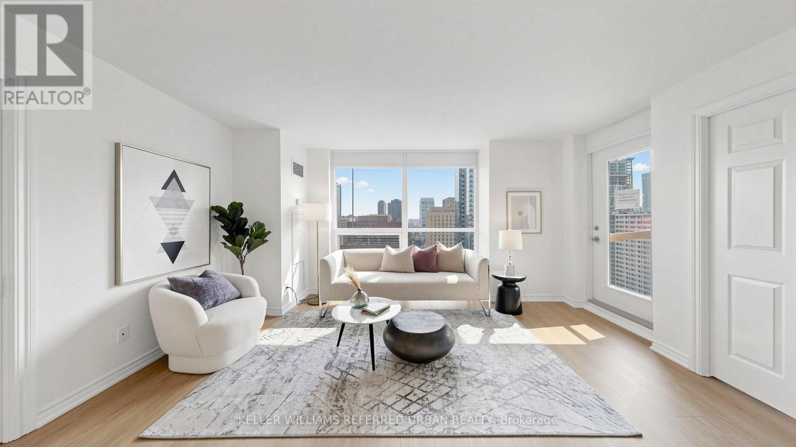 #2205 761 BAY STREET - 10