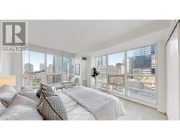 2205 - 761 Bay Street, Toronto, ON M5G2R2 Photo 13