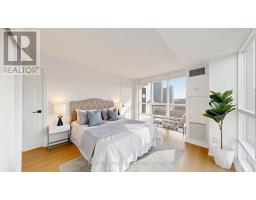 2205 - 761 Bay Street, Toronto, ON M5G2R2 Photo 16