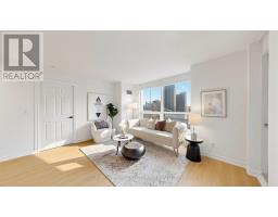 2205 - 761 Bay Street, Toronto, ON M5G2R2 Photo 12