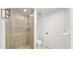 2205 - 761 Bay Street, Toronto, ON M5G2R2 Photo 20