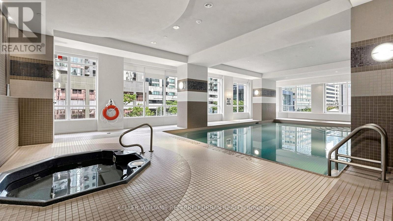 #2205 761 BAY STREET - 25
