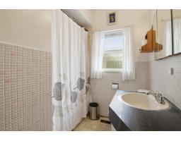13022 101 Avenue, Surrey, BC V3T1L1 Photo 16