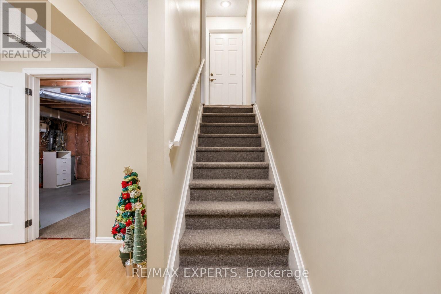 62 COLONIAL CRESCENT - Image 21