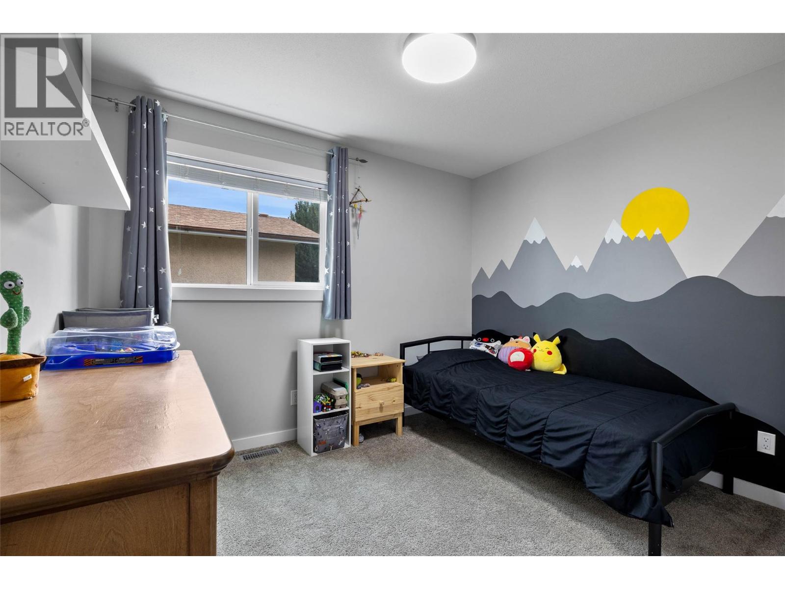 668 LYNE Road - Image 13