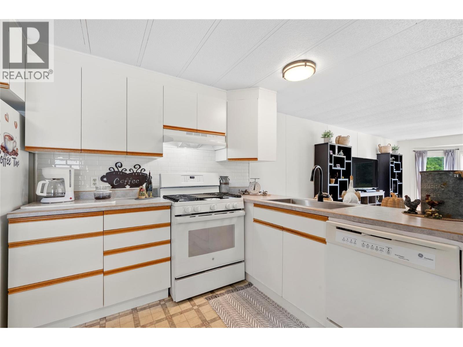 #1 1361 30 Street SE - Image 16