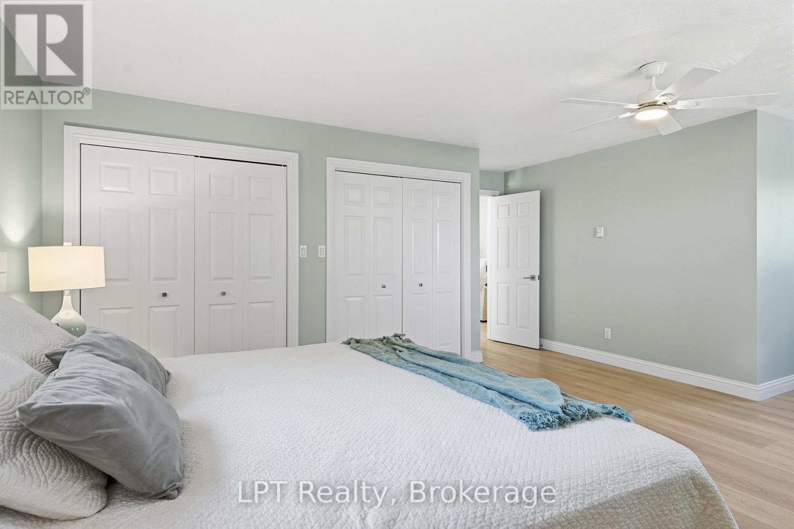 25 DOCK ROAD - Image 36