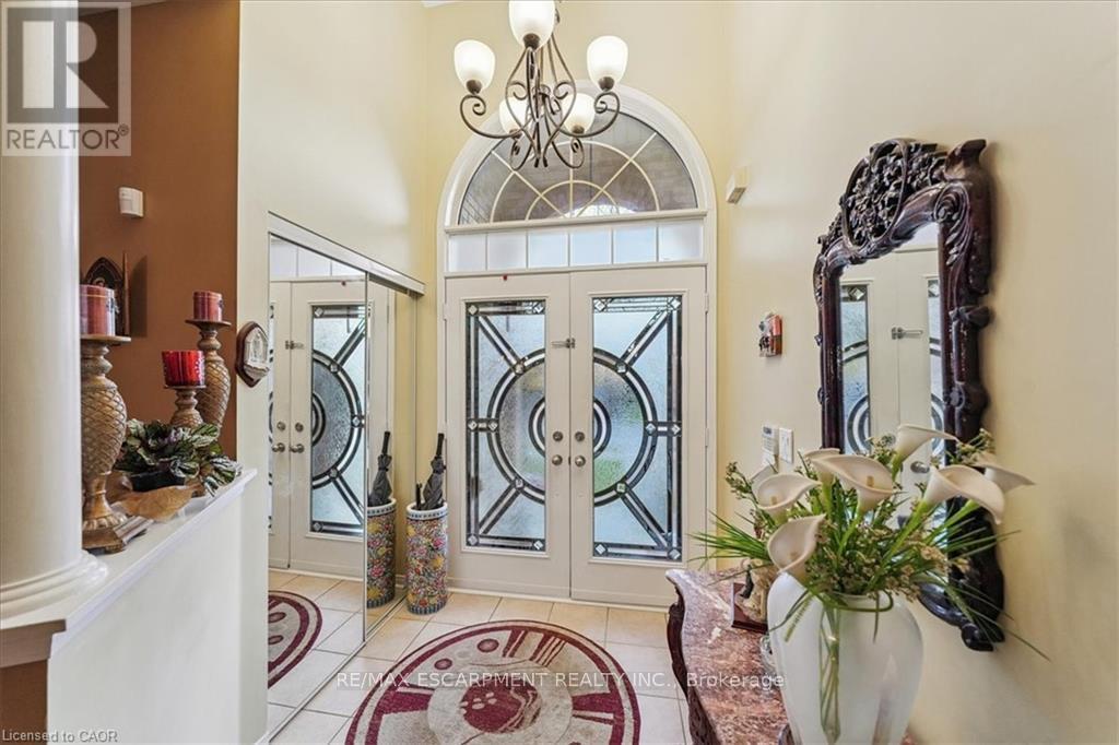 52 MISTYCREEK CRESCENT - 3